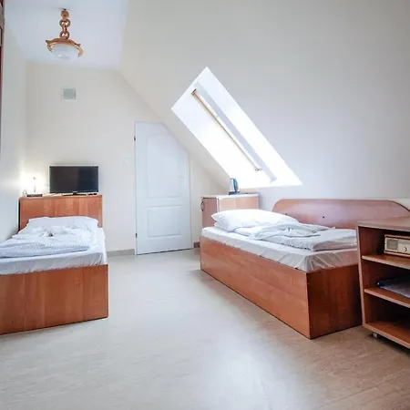 Dom Pracy Tworczej Politechniki Morskiej W Szczecinie Bed & Breakfast *