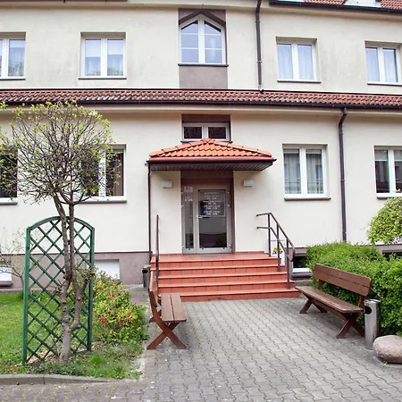 Dom Pracy Tworczej Politechniki Morskiej W Szczecinie Bed & Breakfast