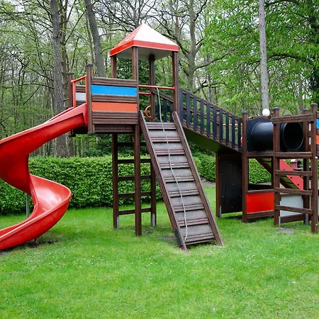 Dom Pracy Tworczej Politechniki Morskiej W Szczecinie Bed & Breakfast 4*