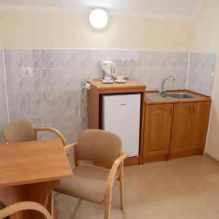 Dom Pracy Tworczej Politechniki Morskiej W Szczecinie Bed & Breakfast *