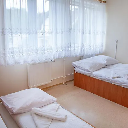 Bed & Breakfast Dom Pracy Tworczej Politechniki Morskiej W Szczecinie