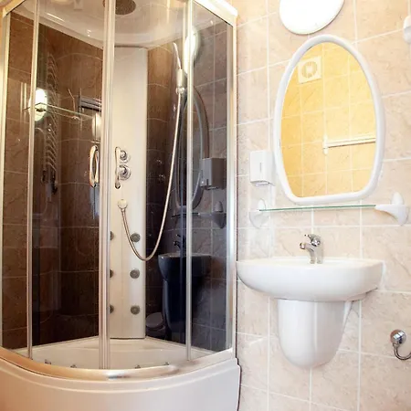 Bed & Breakfast Dom Pracy Tworczej Politechniki Morskiej W Szczecinie *