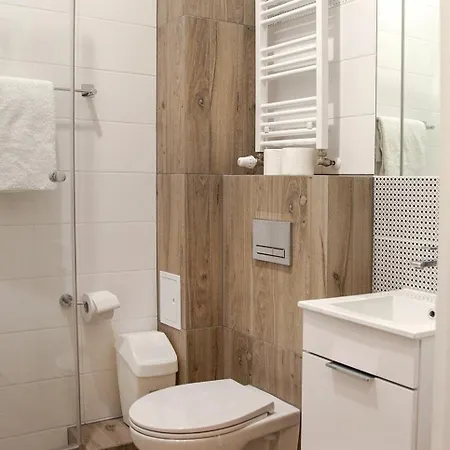 Dom Pracy Twórczej Politechniki Morskiej W Szczecinie 4*