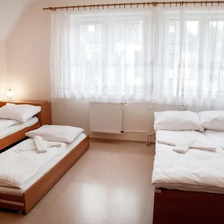 Dom Pracy Tworczej Politechniki Morskiej W Szczecinie Bed & Breakfast *